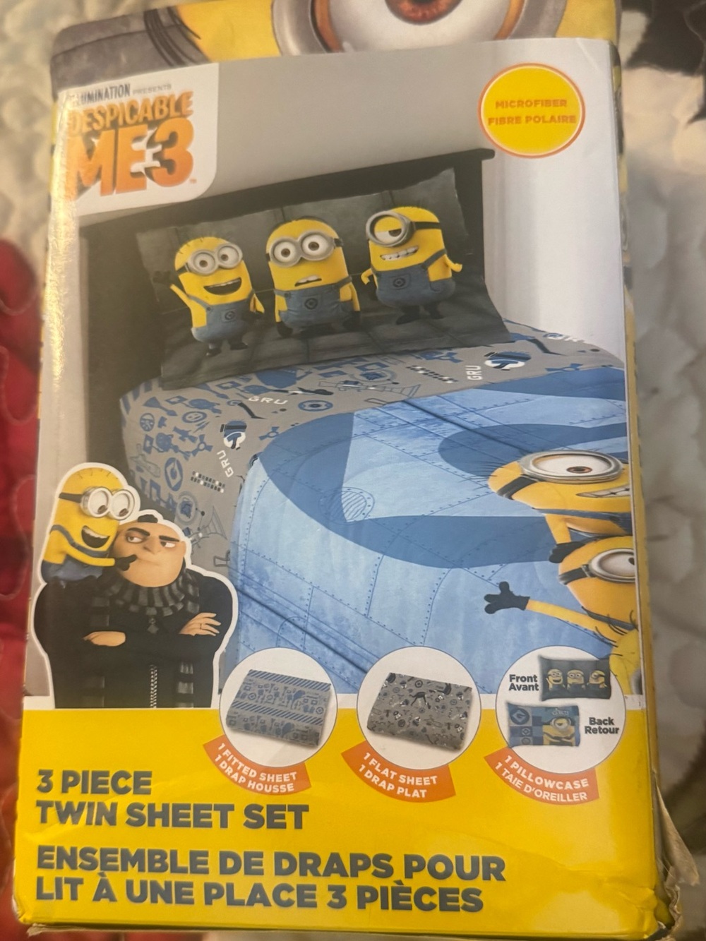 Universal Despicable Me 3 Minions Blue and Yellow TWIN Sheet Set